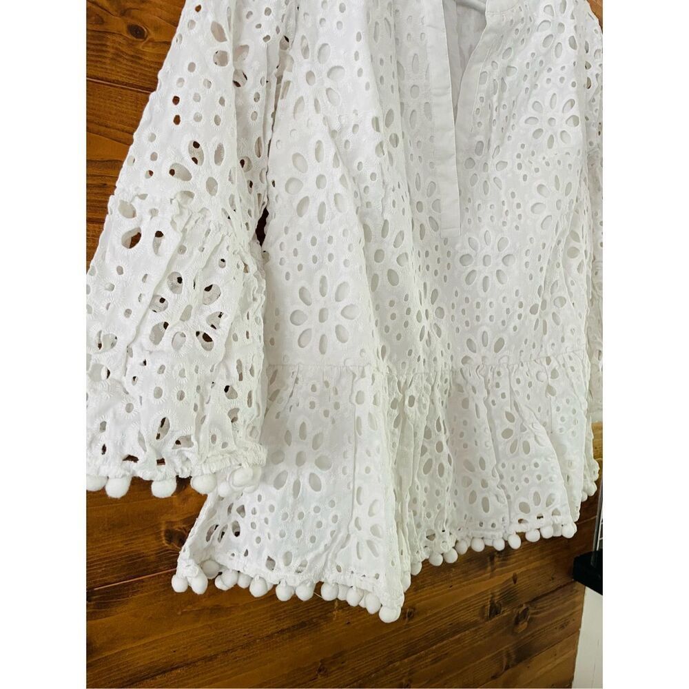 Lilly Pulitzer Bekah Eyelet Top Blouse in Resort White size XS - Picture 2 of 3